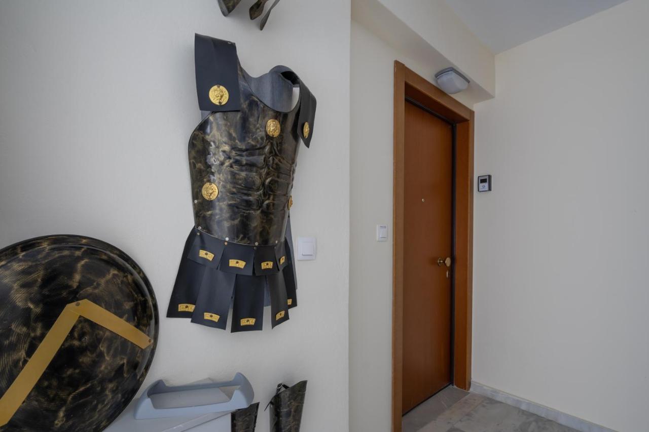 Trojan Affair Residence Atenas Exterior foto